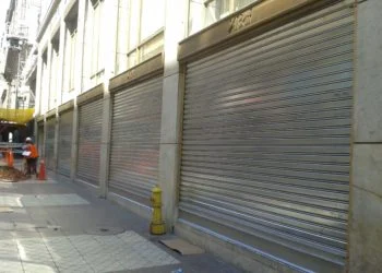Cortinas metálicas Banco BCI